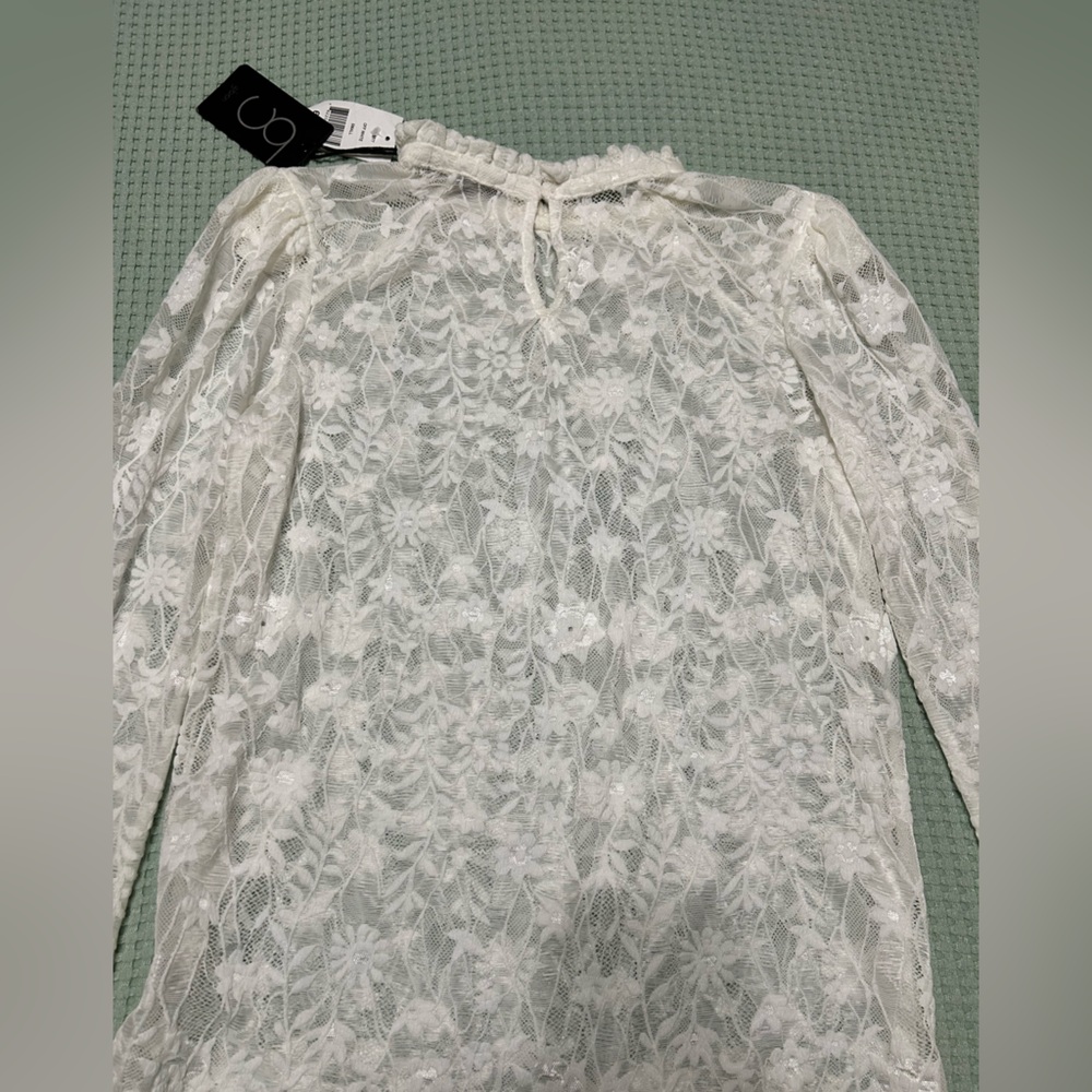 Gibson Off White Lace Blouse - Picture 7 of 7